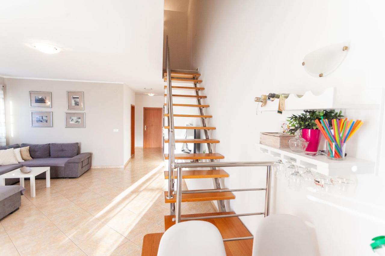 Apartment Jerry With Private Pool Milna  Luaran gambar